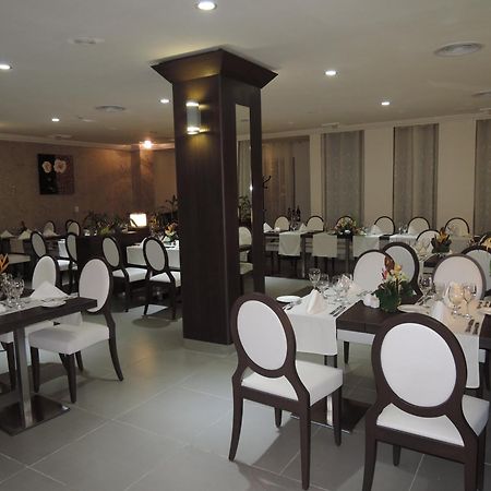 Bénin Royal Hôtel Cotonou Exterior foto