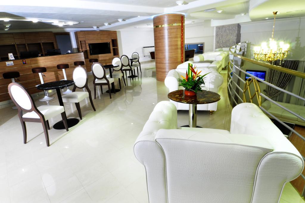 Bénin Royal Hôtel Cotonou Exterior foto