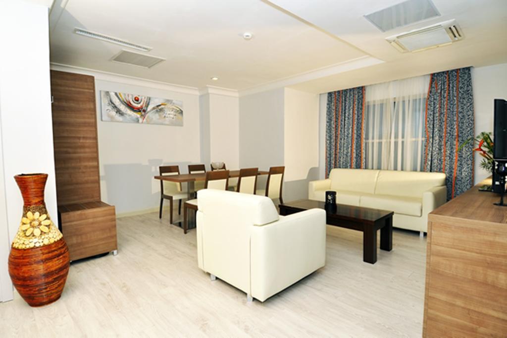 Bénin Royal Hôtel Cotonou Quarto foto