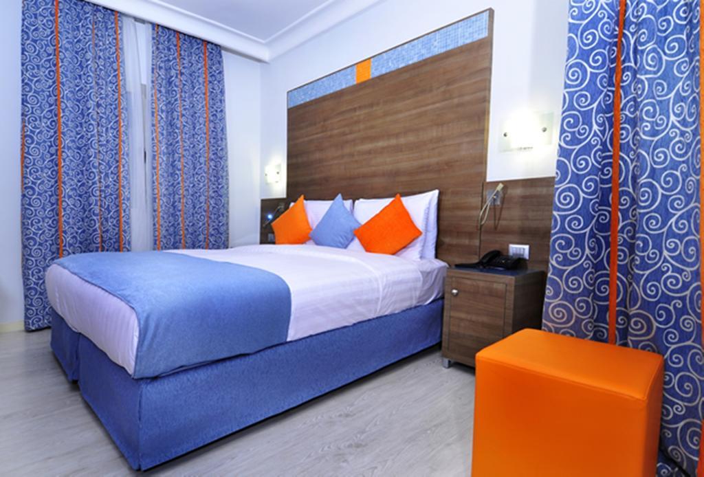 Bénin Royal Hôtel Cotonou Quarto foto